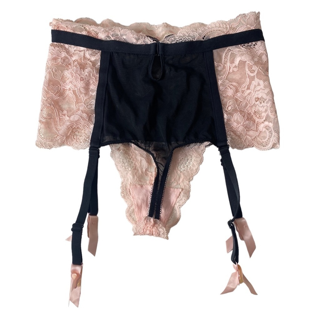 VICTORIA’S SECRET High Waist Baby Pink Thong With Garter Straps - Picture 2 of 4